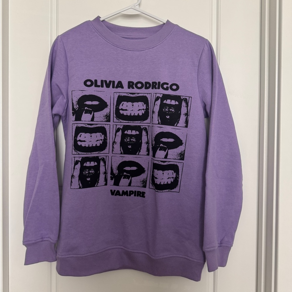 Olivia Rodrigo Vampire Sweatshirt Womens Small Purple Guts Tour Merch
